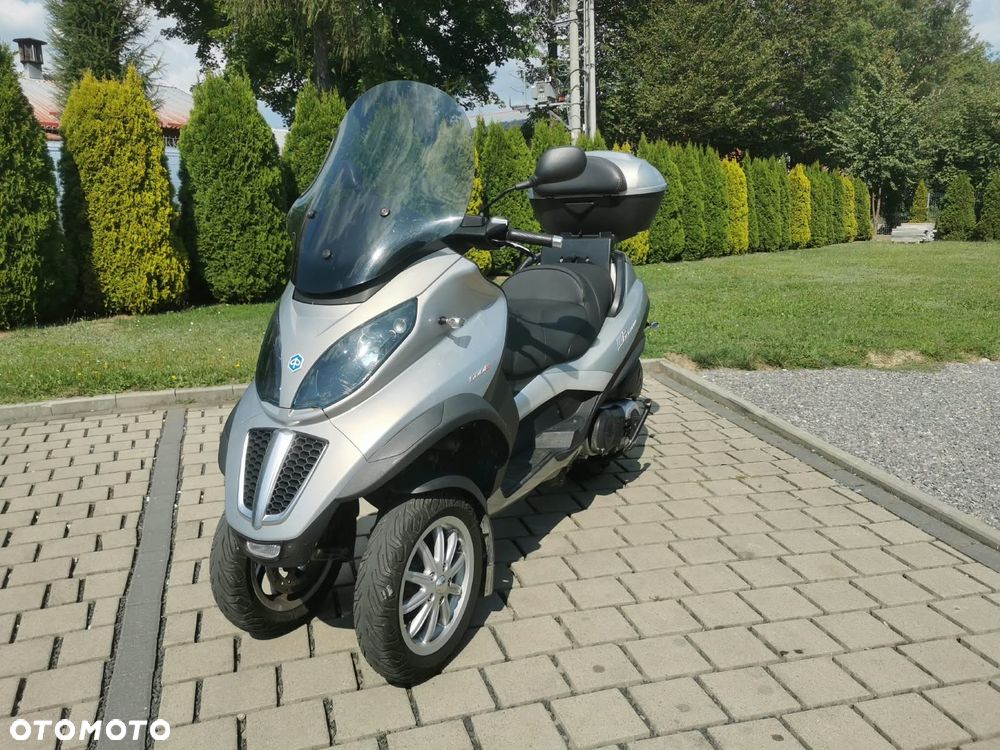 Piaggio MP-3 - 1
