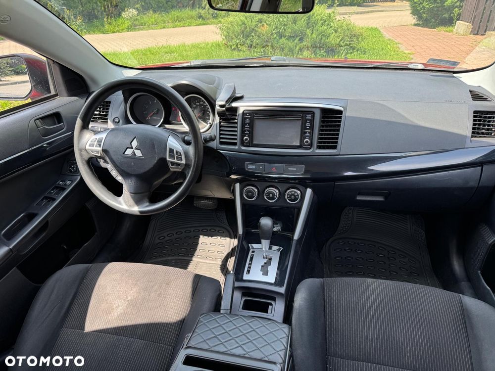 Mitsubishi Lancer - 13