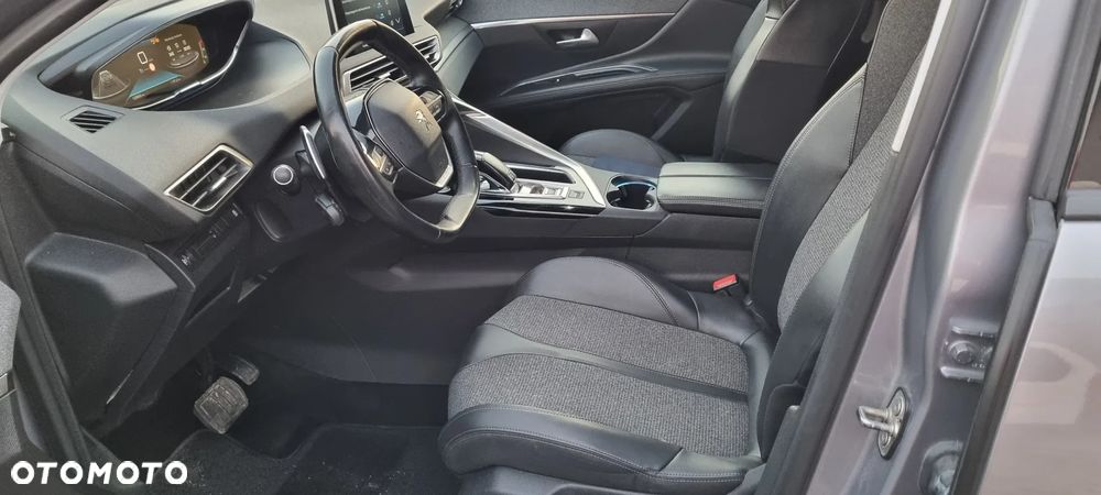 Peugeot 5008 1.5 BlueHDi Allure Pack S&S EAT8 - 12