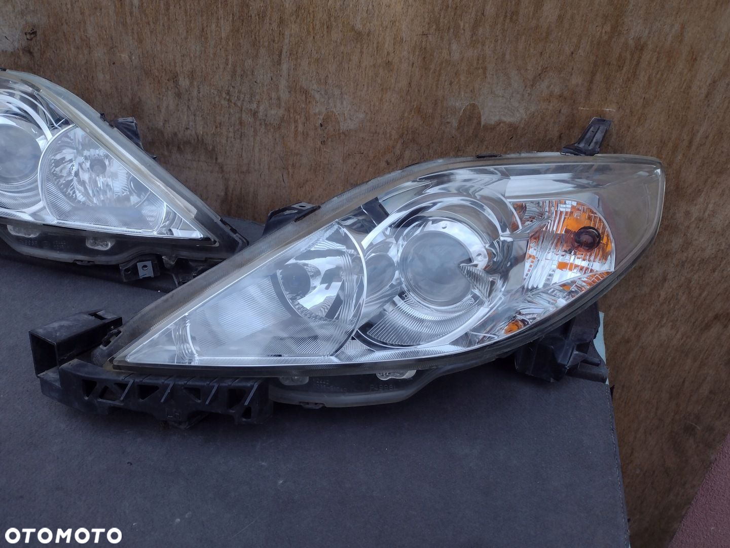 lampy mazda 5 przed liftem komplet eu całe - 2