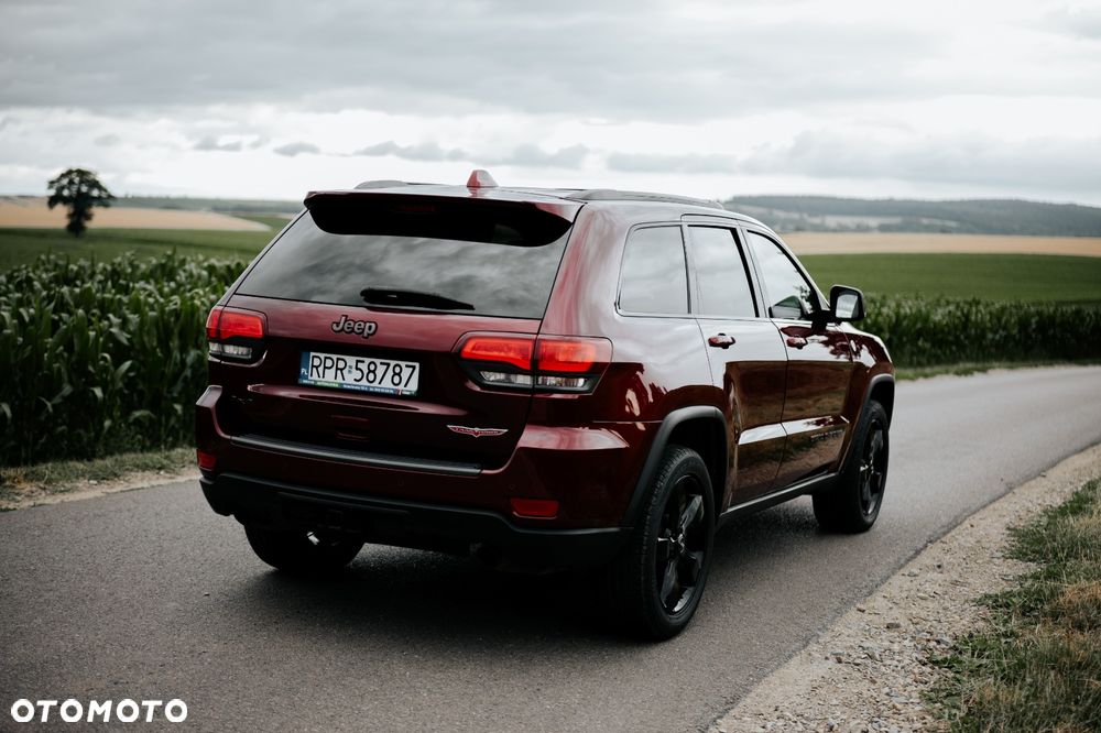 Jeep Grand Cherokee - 6