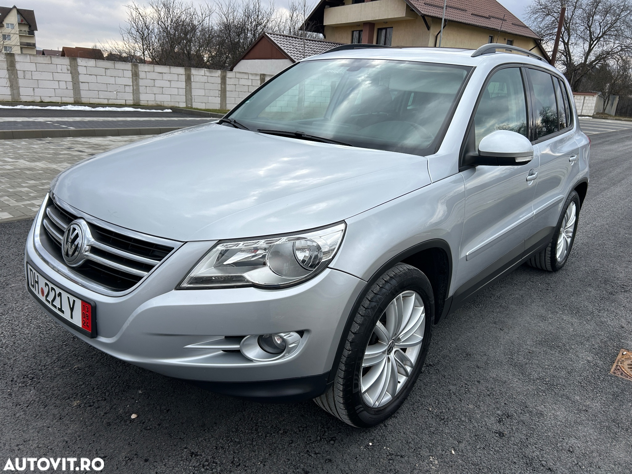 Volkswagen Tiguan 2.0 TDI 4Motion Track & Style - 12