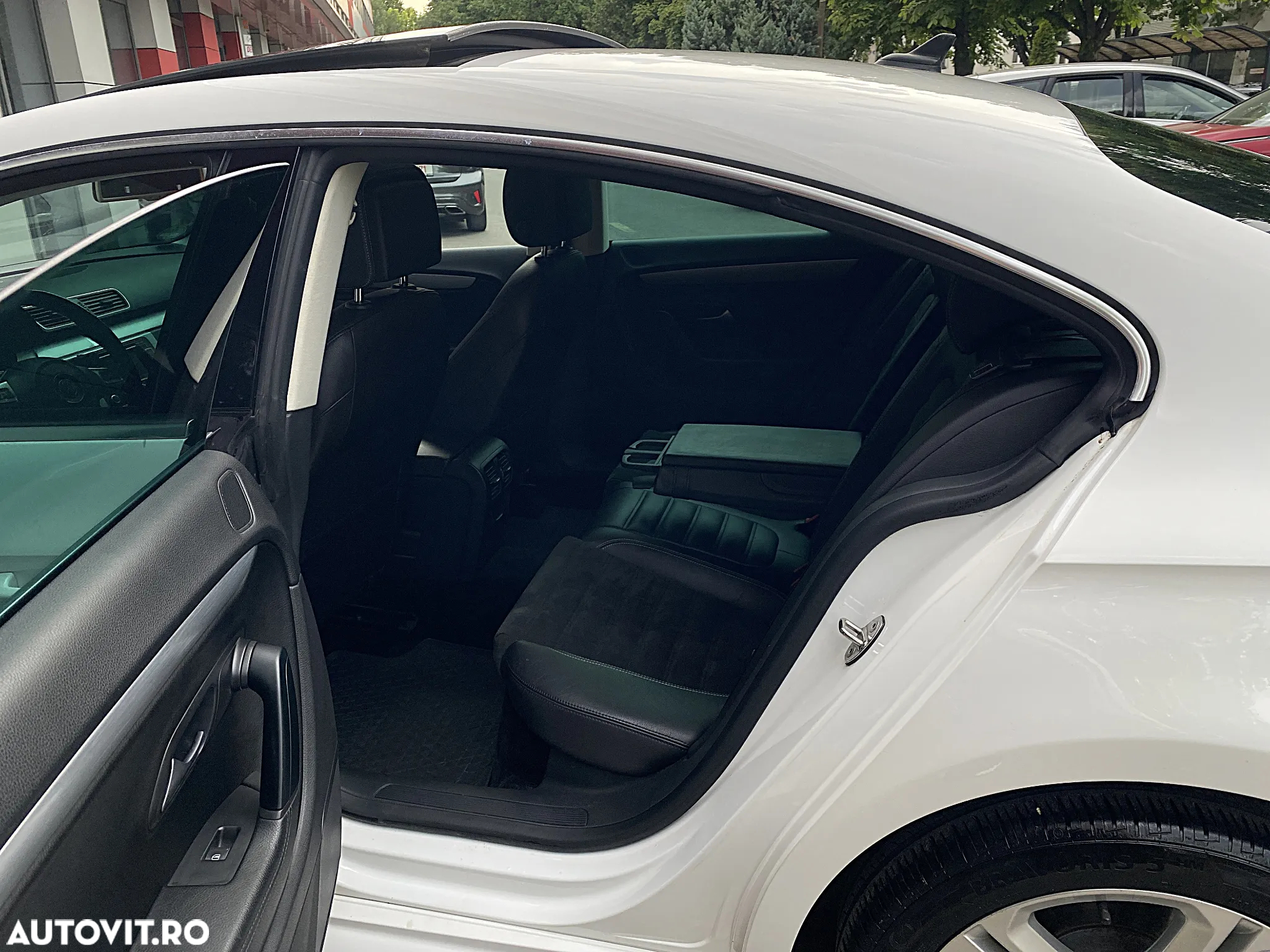 Volkswagen Passat CC 2.0 TSI DSG - 14