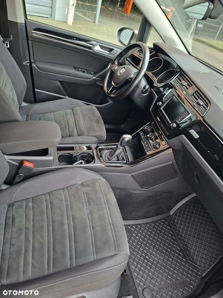Volkswagen Touran 1.4 TSI (BlueMotion Technology) DSG Highline - 8