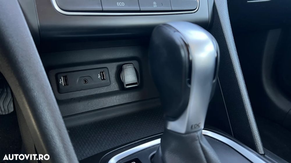 Renault Megane BLUE dCi 115 EDC BUSINESS EDITION - 13