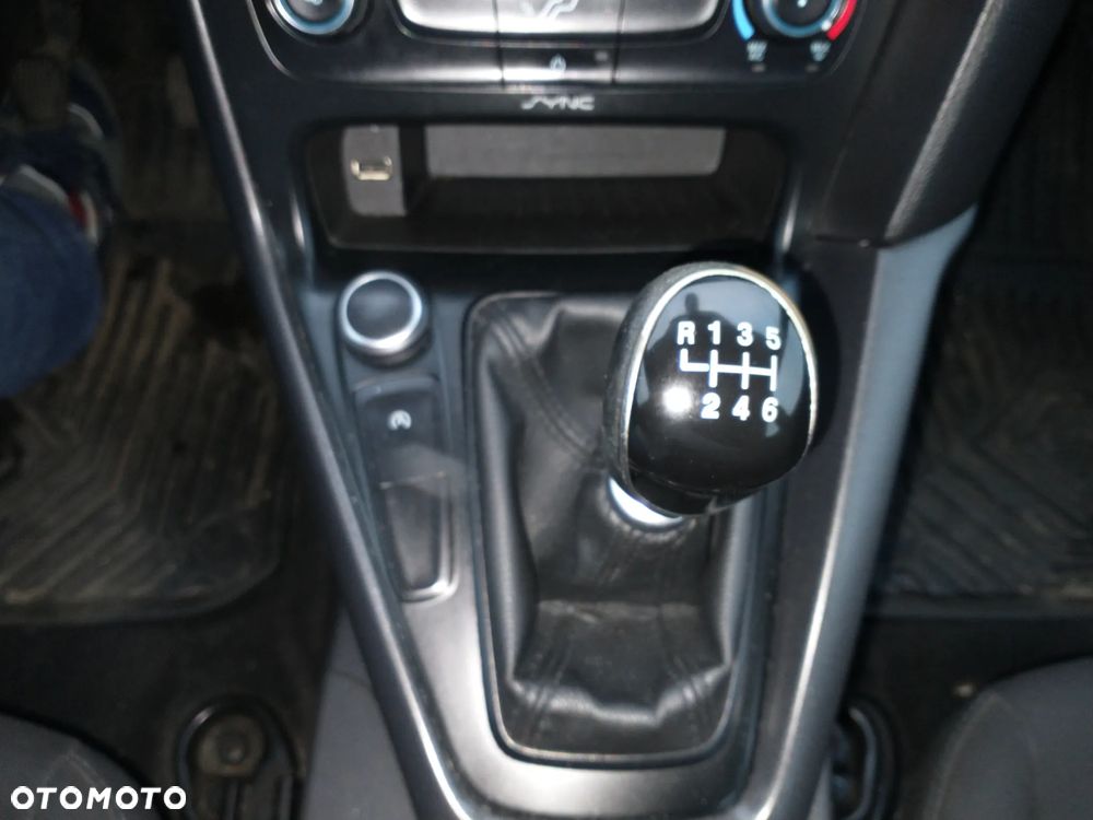 Ford Focus 1.5 TDCi DPF Start-Stopp-System Titanium - 12