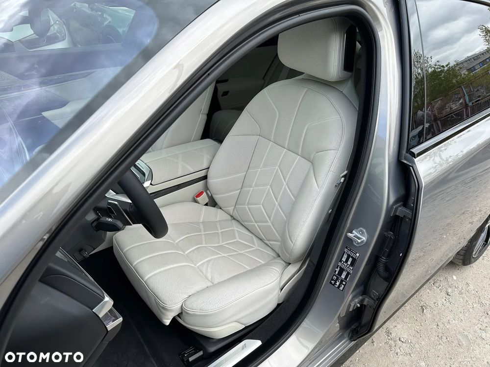 BMW Seria 7 740d xDrive mHEV M Sport sport - 11