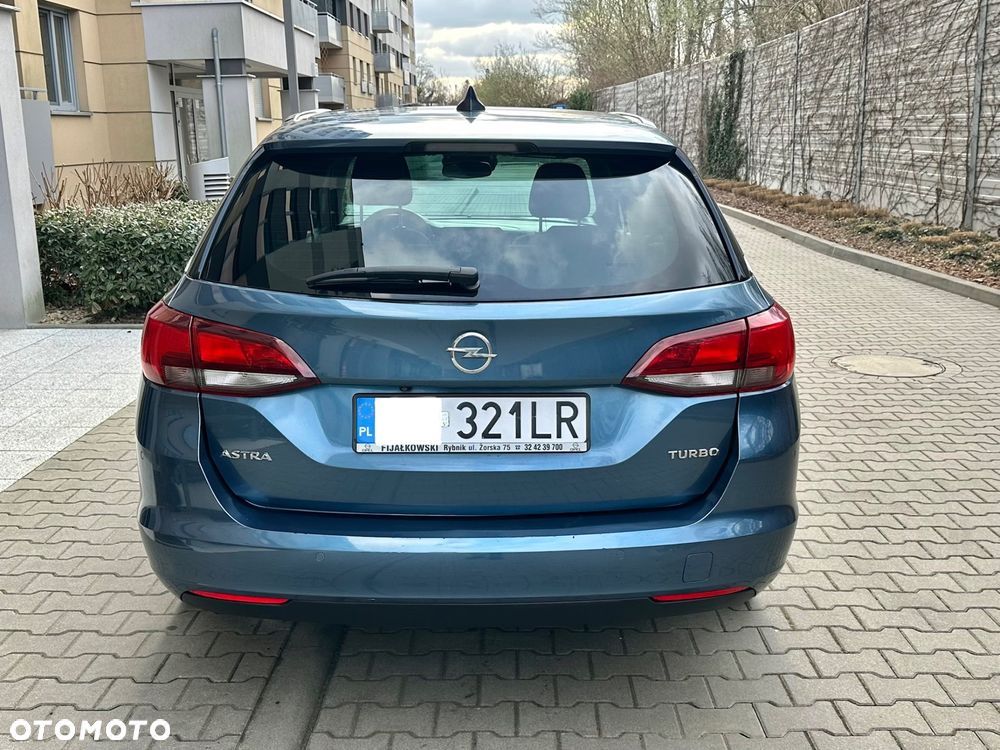 Opel Astra 1.4 T Dynamic S&S - 24