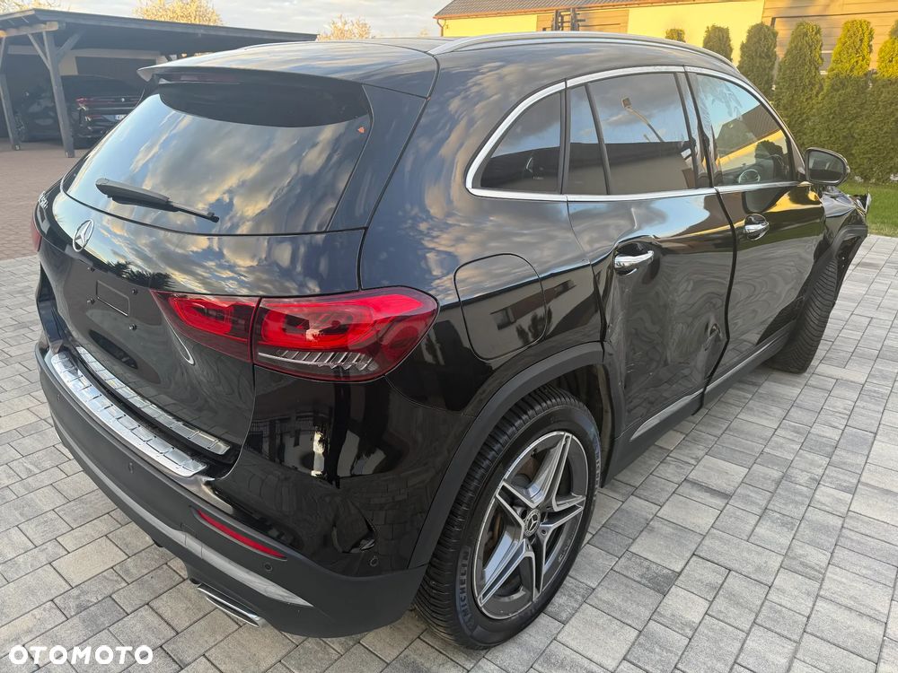 Mercedes-Benz GLA 200 7G-DCT Edition AMG Line - 11