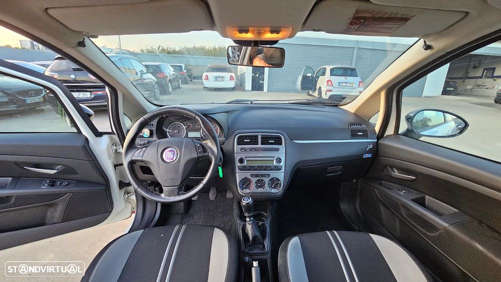 Fiat Punto - 13