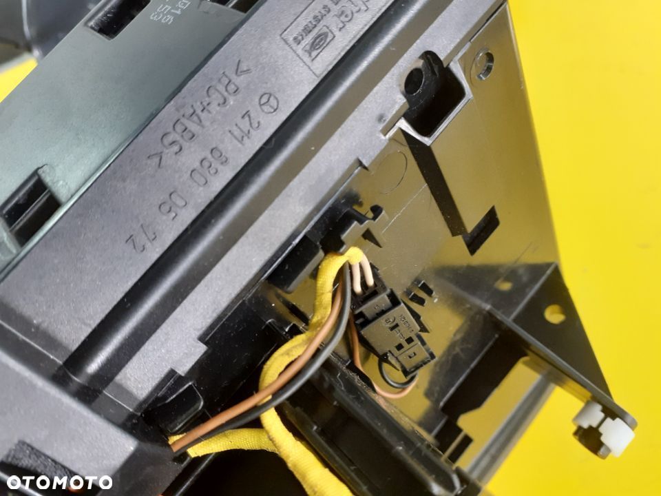 Mercedes W211 PANEL STEROWANIA PRZEŁĄCZNIKI a2116800552 - 5