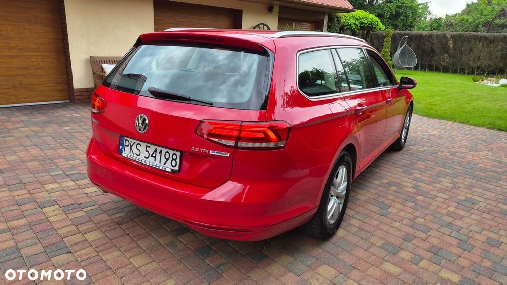 Volkswagen Passat - 8