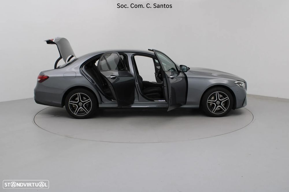 Mercedes-Benz E 300 de AMG Line - 10