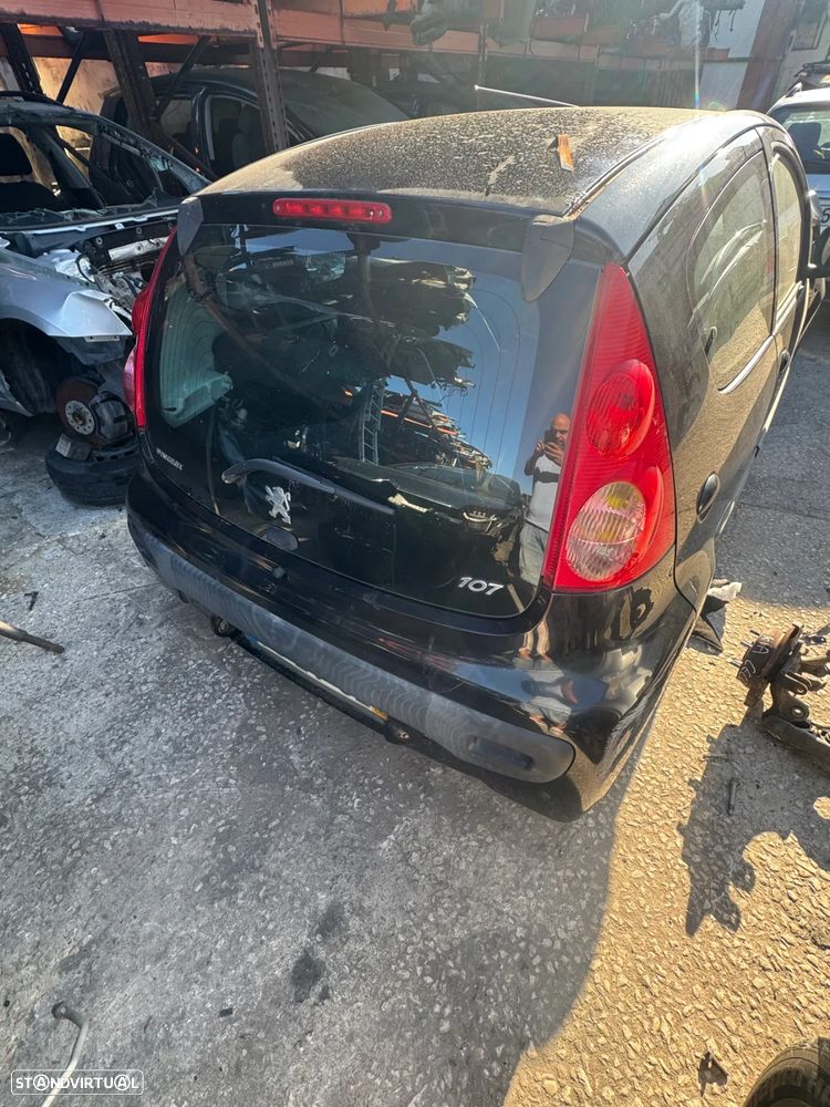 Peugeot 107 gasolina de 2011 para peças - 4