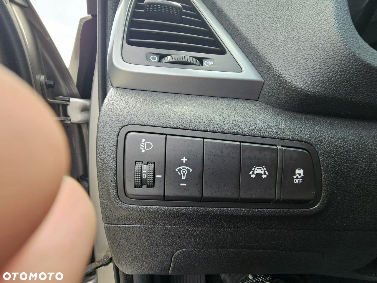 Hyundai Tucson 1.7 CRDI BlueDrive Premium 2WD DCT - 26