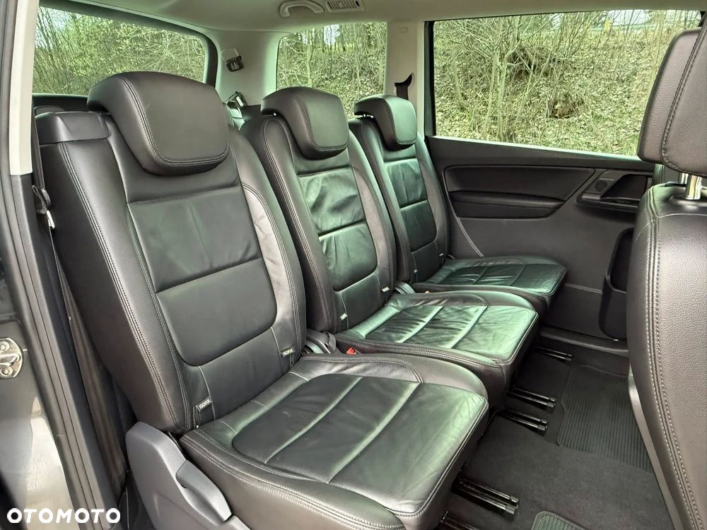 Volkswagen Sharan 2.0 TDI (BlueMotion Technology) Highline - 31