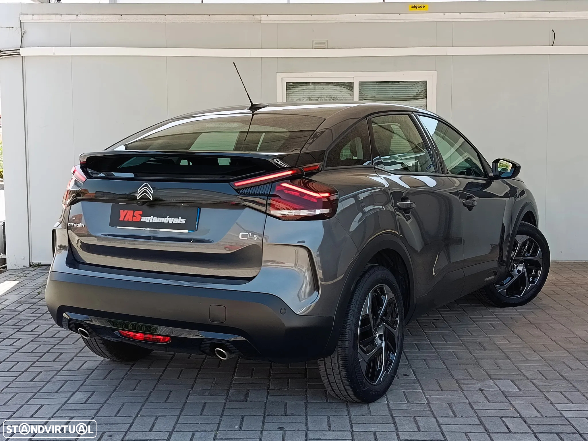 Citroën C4 1.2 PureTech Feel Pack EAT8 - 26