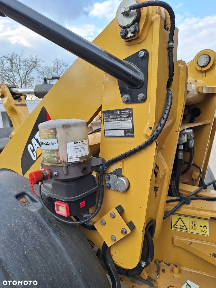 Caterpillar 907M 907 906m 906 Prosto z serwisu Caterpillar Niemcy! - 15
