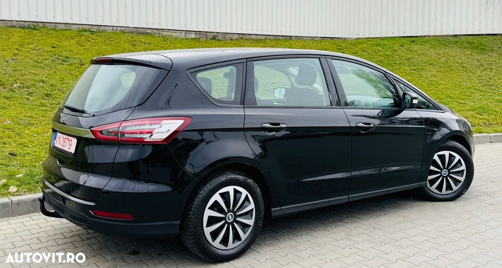 Ford S-Max 2.0 TDCi Powershift Titanium - 4