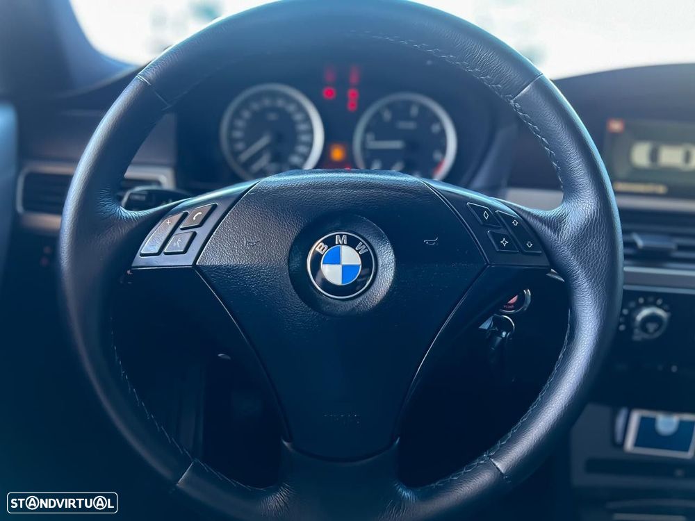 BMW 520 d Touring - 11