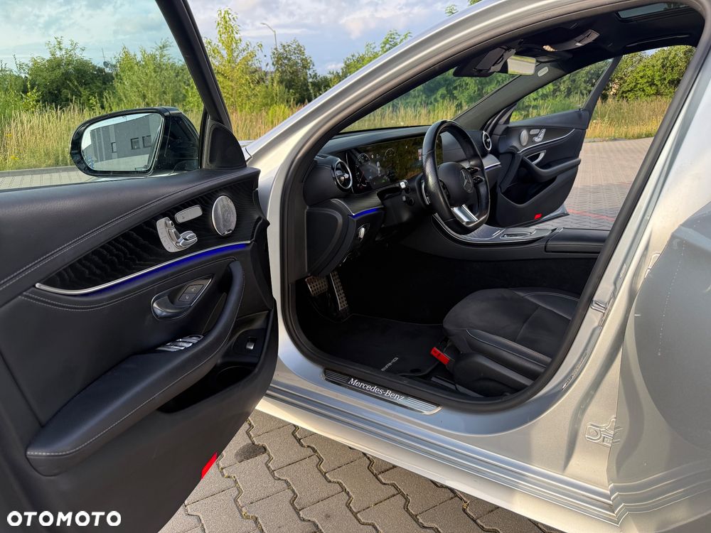 Mercedes-Benz Klasa E 220 d 4-Matic AMG - 5