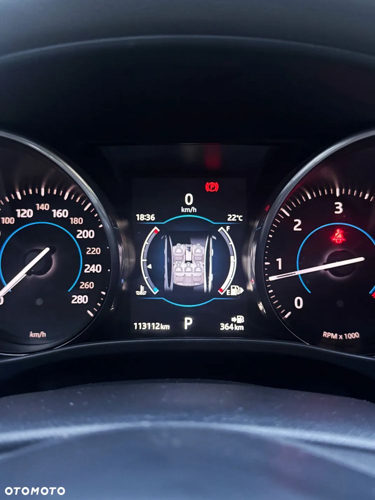 Jaguar XE 2.0 D Prestige - 9