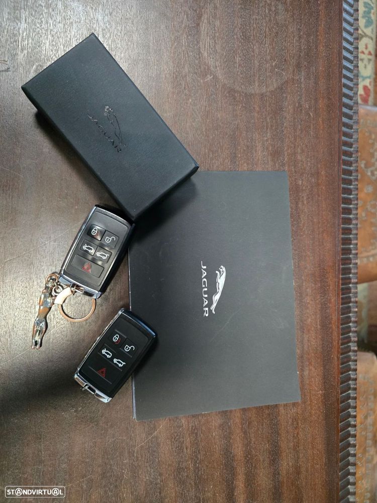 Jaguar I-Pace EV400 R-Dynamic SE AWD - 41