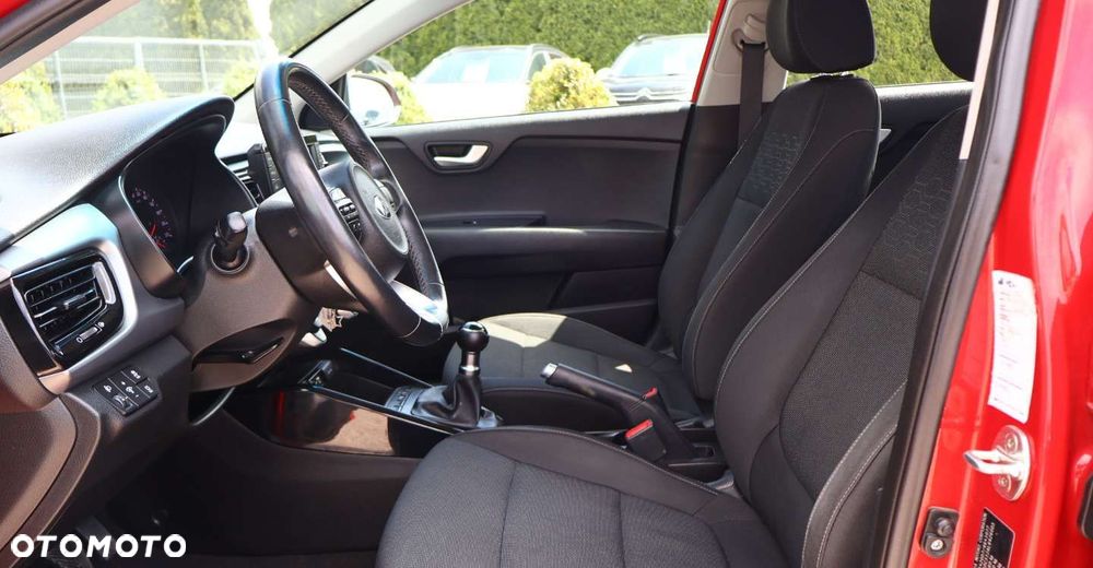 Kia Rio - 12