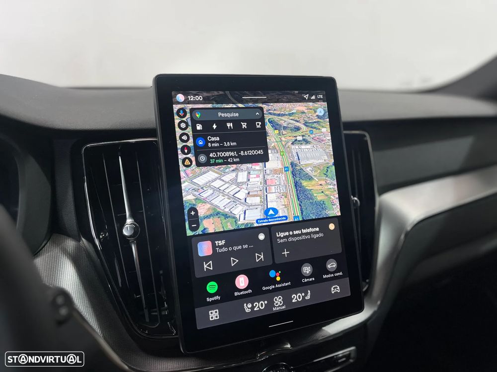 Volvo XC 60 2.0 T6 PHEV Black Edition AWD - 25