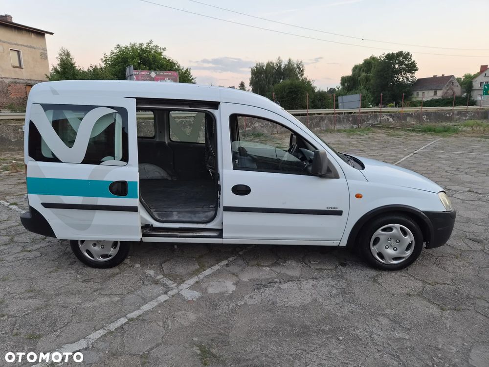 Opel Combo Tour N-Joy - 6