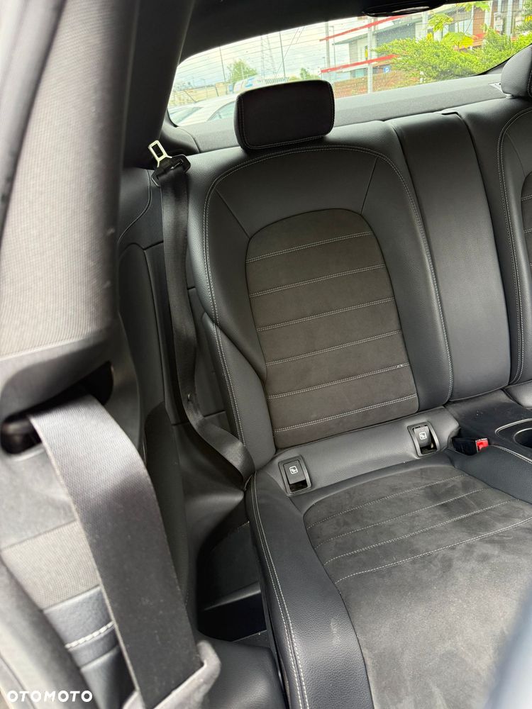 Mercedes-Benz Klasa C 200 4-Matic 9G-Tronic - 22