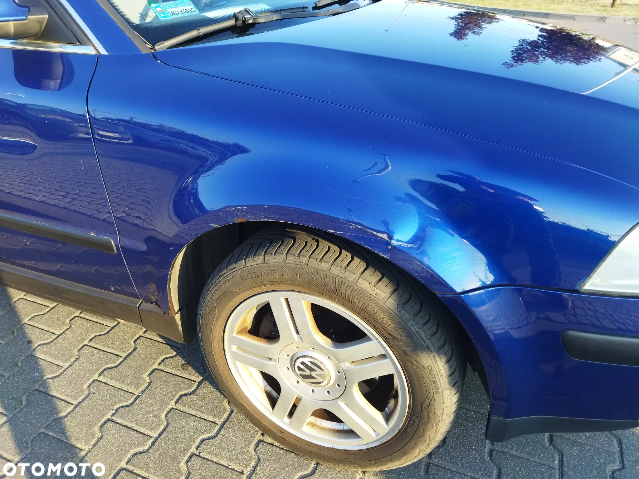 Volkswagen Passat 1.9 TDI Highline - 20