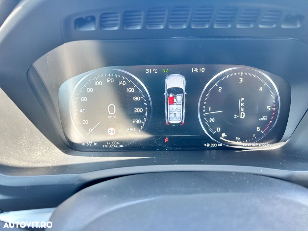 Volvo XC 90 D4 Momentum - 12