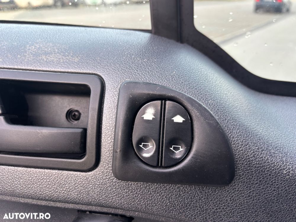 Ford Transit Connect Tourneo (Kurz) - 13