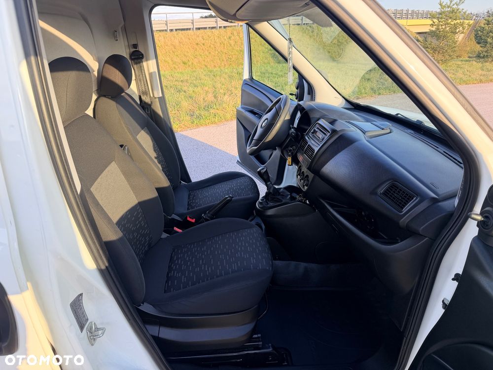 Opel Combo - 14