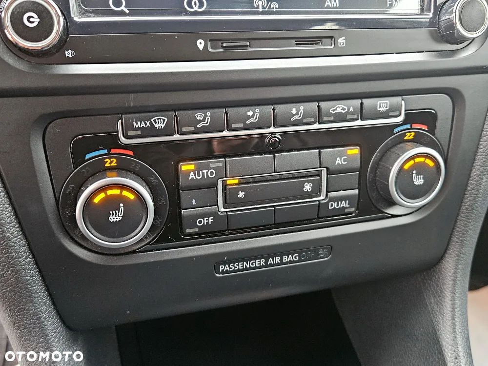 Volkswagen Golf 1.6 TDI DPF BlueMotion Technology MATCH - 24