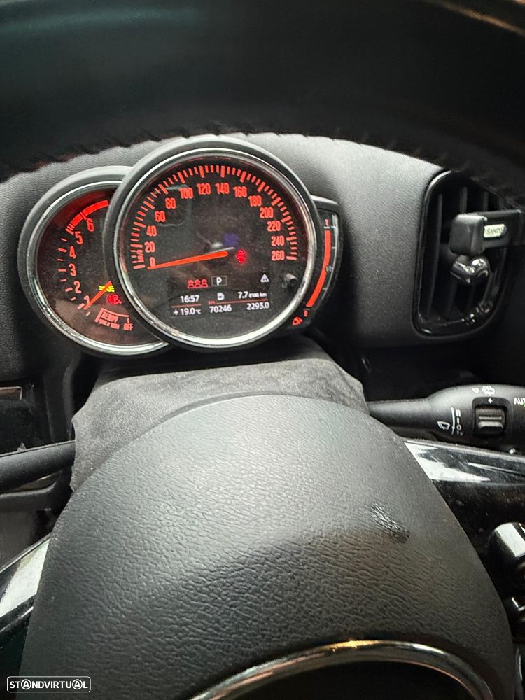 MINI Countryman Cooper D Auto - 9
