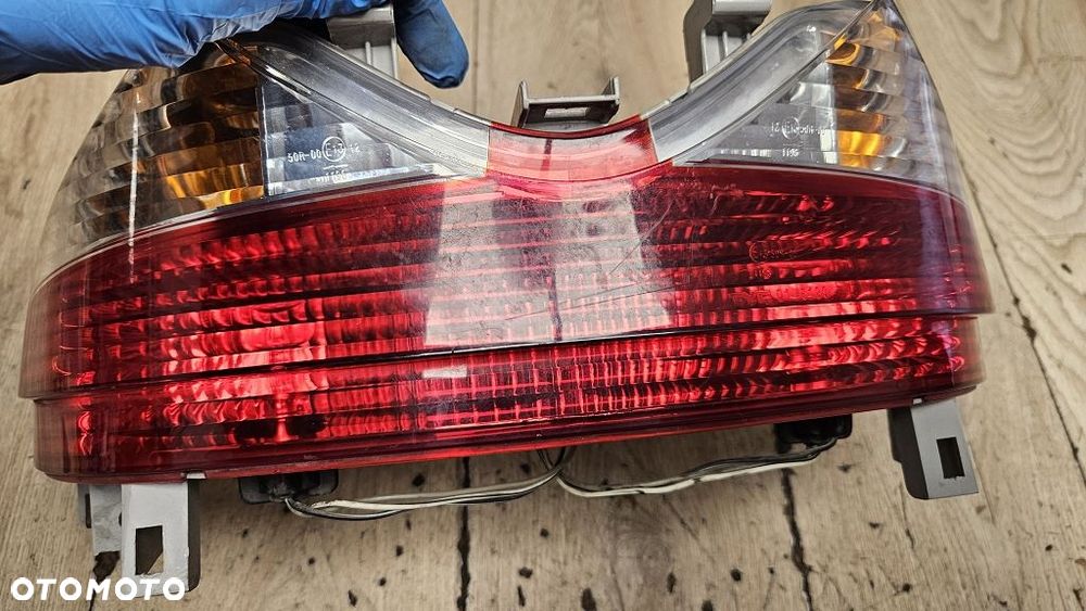 Lampa tył Suzuki Burgman UH125 / UH200 K7-L3 - 8
