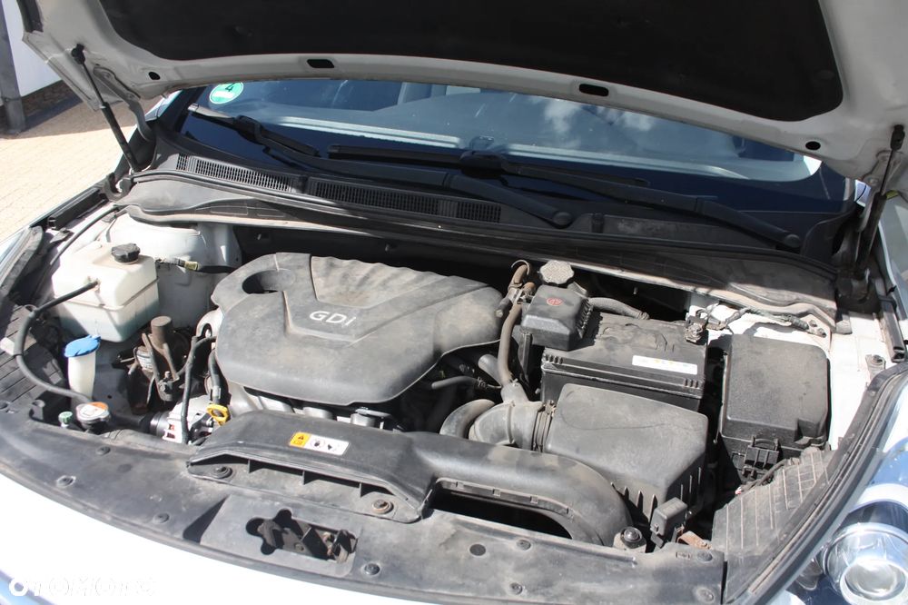 Hyundai i40 1.6 GDI Comfort + - 25