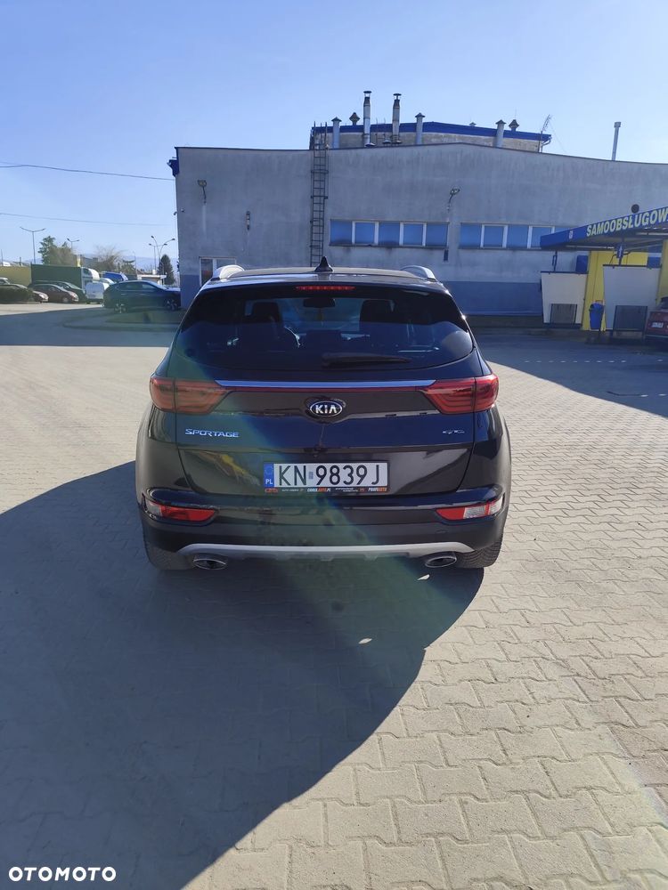 Kia Sportage 2,0 CRDI AWD GT Line - 6