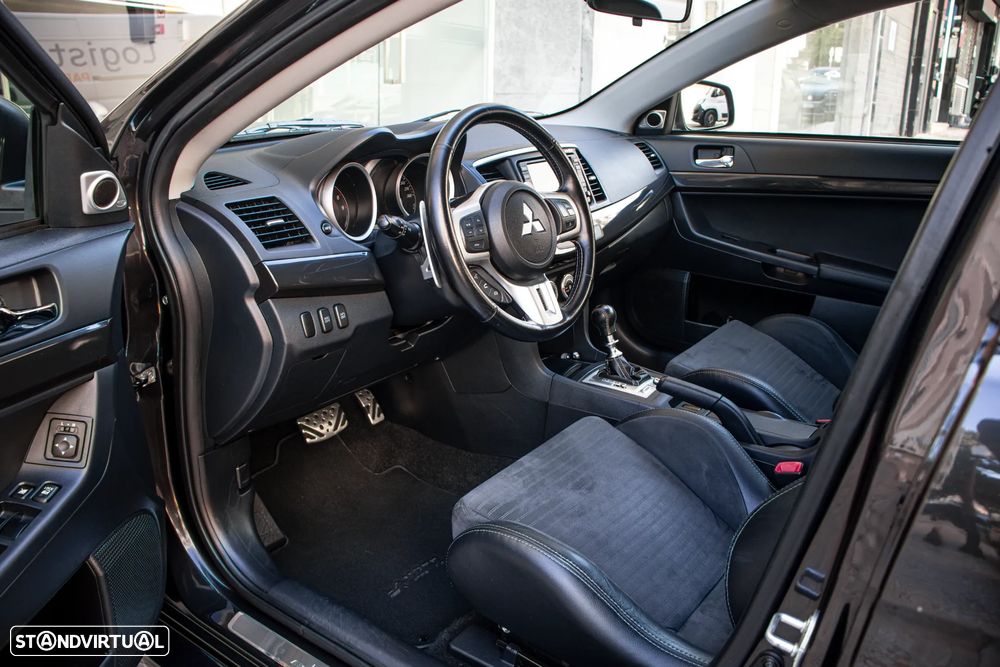 Mitsubishi Lancer - 6