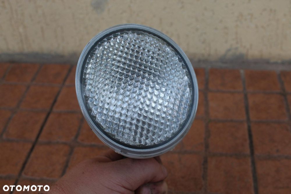 LAMPA W ZDERZAK TYŁ PRAWA VW NEW BEETLE 1C0941072 - 2