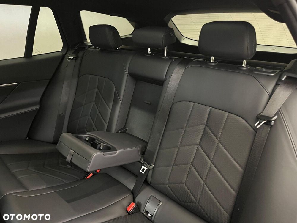 BMW Seria 5 520d xDrive mHEV M Sport - 33