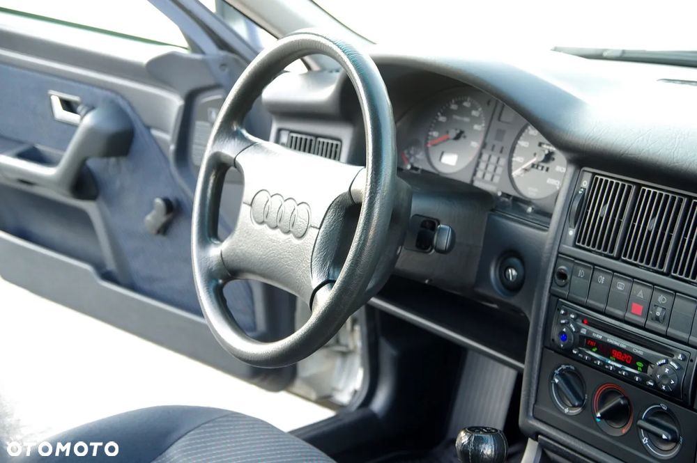 Audi 80 2.0 E - 31