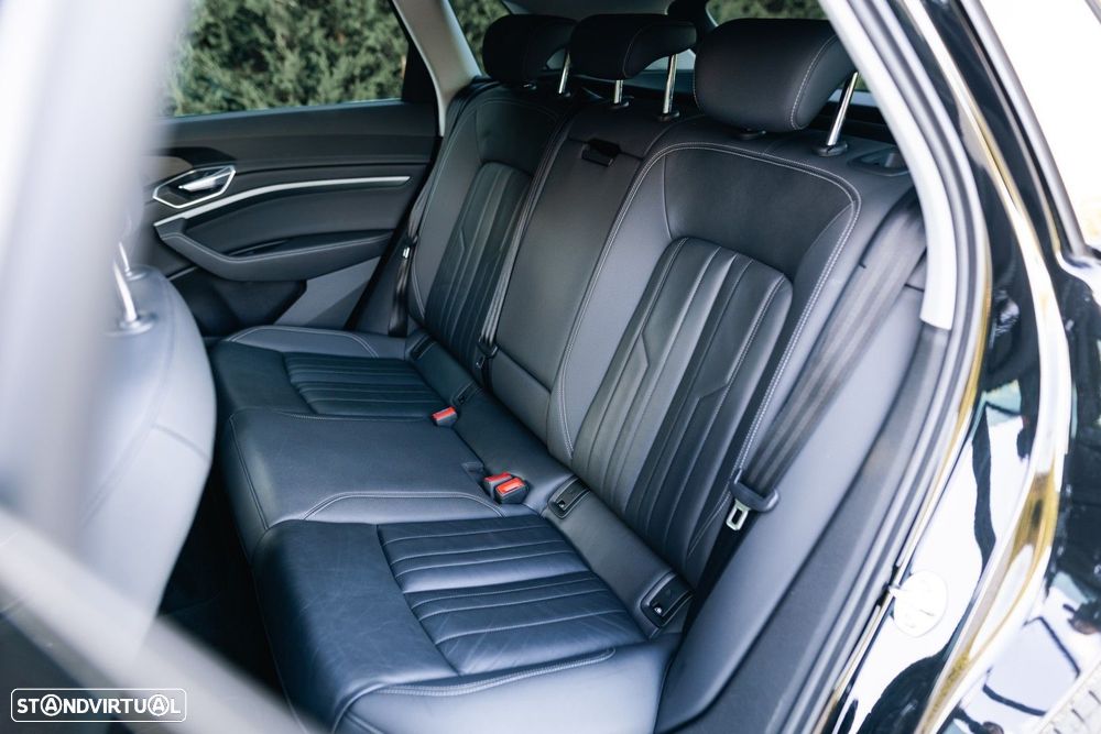 Audi e-tron 50 quattro S line - 46