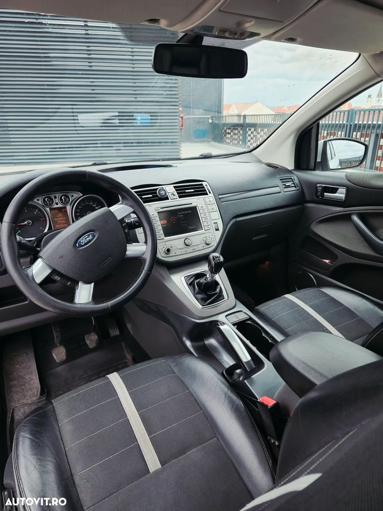 Ford Kuga 2.0 TDCi 4WD Titanium - 12