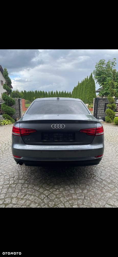 Audi A4 Limousine 2.0 TDI ultra S tronic - 10