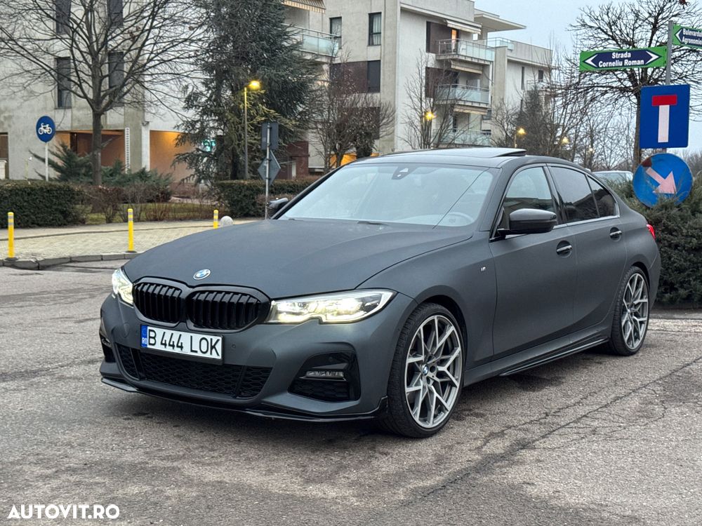 BMW Seria 3 330i AT - 33