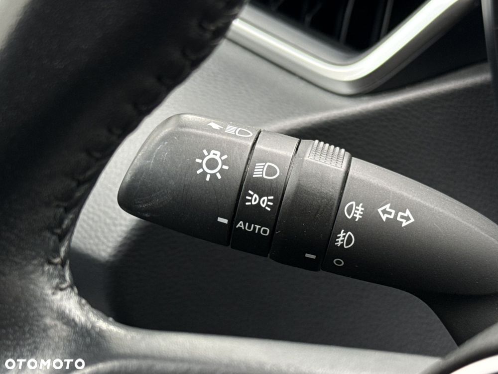 Toyota Corolla 1.8 Hybrid Comfort - 19