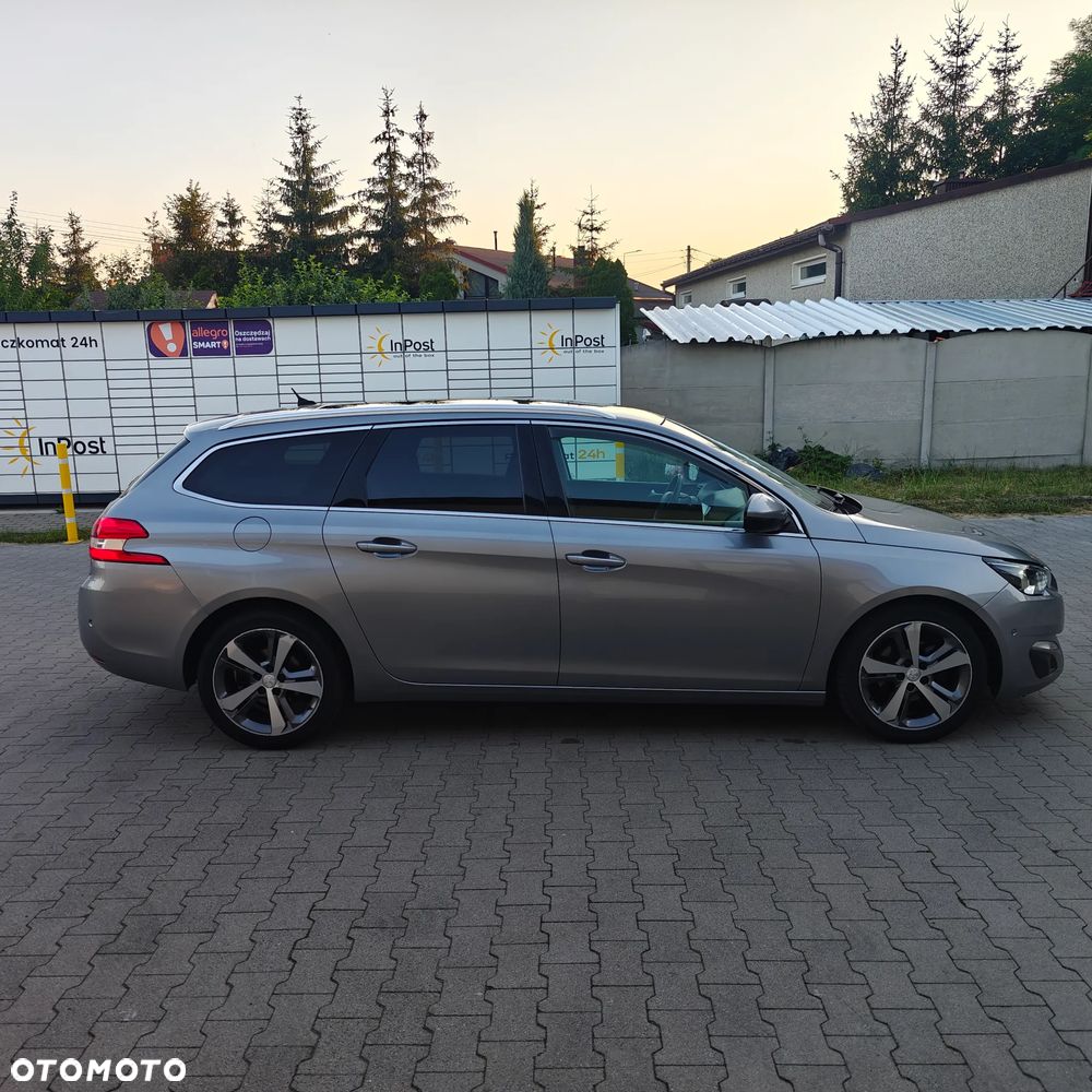 Peugeot 308 e-HDi FAP 115 Stop&Start EGS6 Business Line Niveau 1 - 6